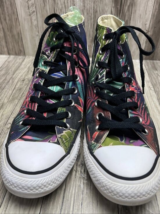 Converse All Stars Other - Converse Chuck Taylor All Star High Top sneakers men's size 8 Wo's 10